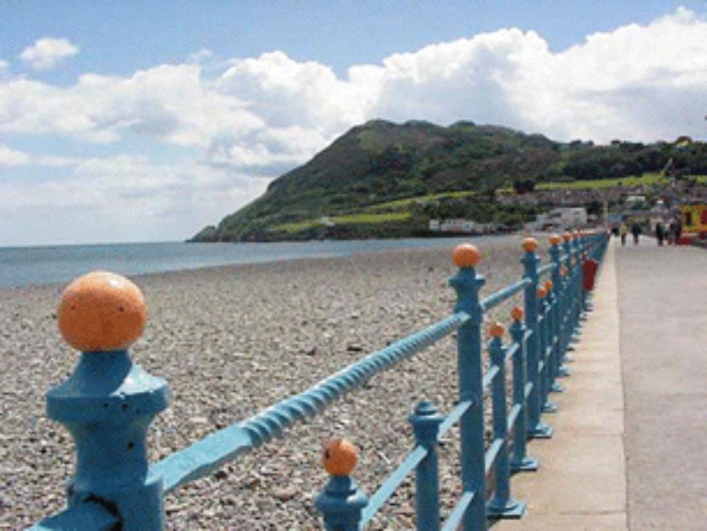 Esplanade Hotel On The Seafront Брей Номер фото